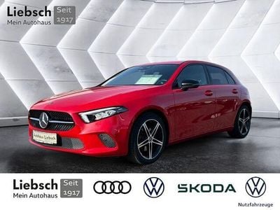 Gebraucht Mercedes A200 Progressive 163 PS (119 kW) 2018 Rot Limousine