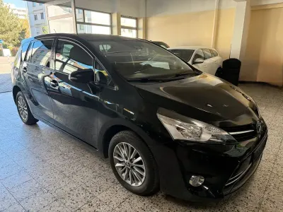 Second-hand Toyota Verso Edition-S 147 CP (108 kW) 2016 Negru Monovolum