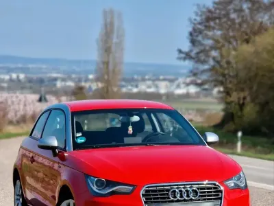 Usata Audi A1 Ambition 122 CV (89 kW) 2012 Rosso Utilitaria