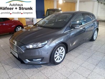 Gebraucht Ford Focus Titanium 101 PS (74 kW) 2017 Grau Limousine
