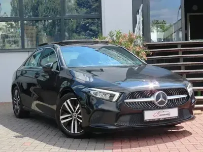 Gebraucht Mercedes A200 150 PS (110 kW) 2022 Schwarz Limousine
