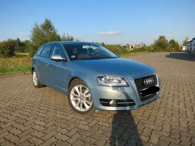 Gebraucht Audi A3 Ambition 125 PS (91 kW) 2011 Blau Kleinwagen