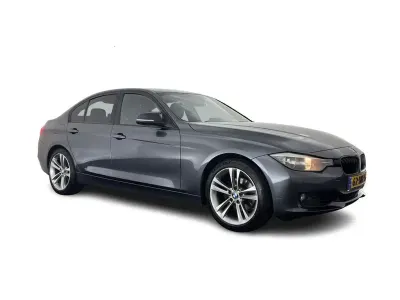 Gebraucht BMW 320 Executive 184 PS (135 kW) 2012 Grau Limousine