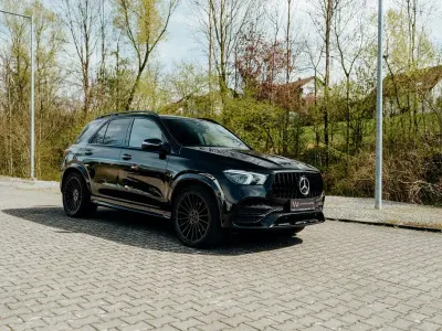 Gebraucht Mercedes GLE400 AMG line 330 PS (242 kW) 2021 Schwarz SUV