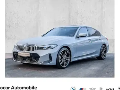 Używany BMW 330 M Sport 286 KM (210 kW) 2023 Szary Sedan/Limuzyna