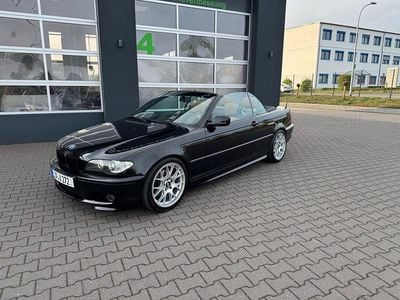 Gebraucht BMW 325 Cabriolet Shadowline 192 PS (141 kW) 2004 Schwarz Cabrio