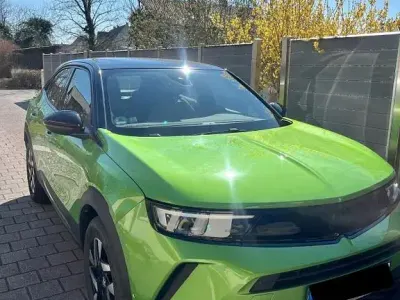 Używany Opel Mokka GS Line 131 KM (96 kW) 2021 Zielony SUV