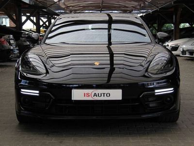 Schwarz Gebraucht 2021 Porsche Panamera Turbo S Limousine | 129.900 €