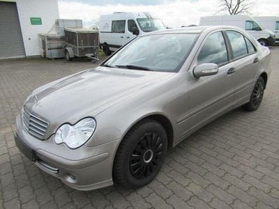 Usata Mercedes C180 106 CV (77 kW) 2005 Andere Berlina