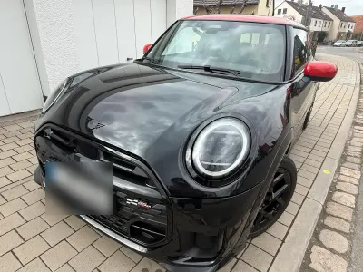 Gebraucht Mini John Cooper Works 204 PS (150 kW) 2024 Schwarz Kleinwagen