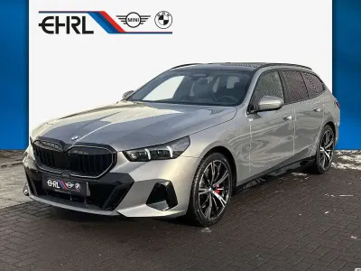 Neu BMW 540 M Sport 303 PS (222 kW) 2026 Grau Kombi