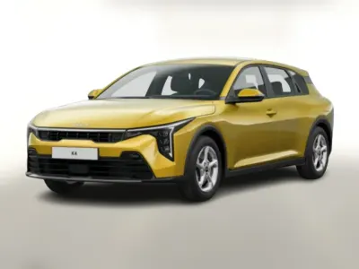 Neu Kia K4 114 PS (83 kW) 2026 Gelb metallic