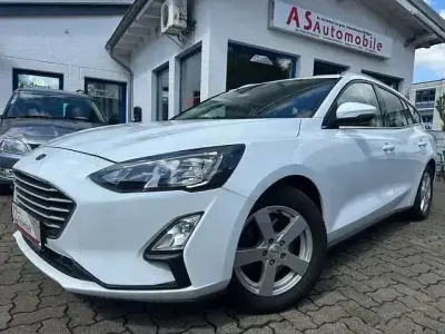 Gebraucht Ford Focus Cool & Connect 120 PS (88 kW) 2020 Weiß Kombi