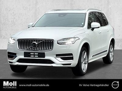 Crystal white / metallic Gebraucht 2024 Volvo XC90 Plus SUV | 61.900 € (Fairer Preis)