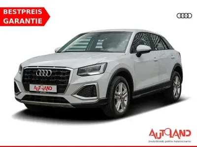 Gebraucht Audi Q2 Advanced 110 PS (80 kW) 2022 Gletscherweiß metallic SUV