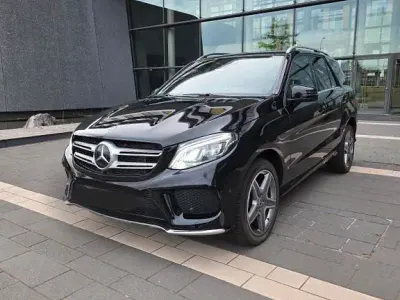 Gebraucht Mercedes GLE350 AMG line 258 PS (189 kW) 2017 Schwarz SUV