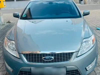 Gebraucht Ford Mondeo 140 PS (102 kW) 2009 Silber Kombi