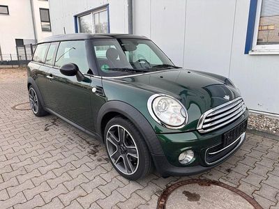 Grün Gebraucht 2011 Mini Cooper Clubman Pepper Kombi | 5.390 € (Fairer Preis)