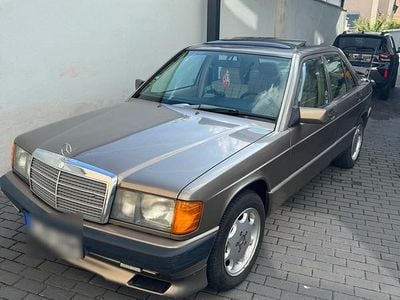 Gold Gebraucht 1989 Mercedes 190 Limousine | 4.990 €