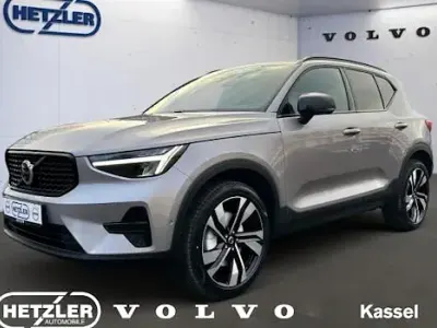 Neu Volvo XC40 Ultra 163 PS (119 kW) 2025 Silber SUV