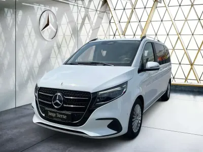 Gebraucht Mercedes V220 Style 163 PS (119 kW) 2024 Bergkristallweiß metallic Van / Kleinbus