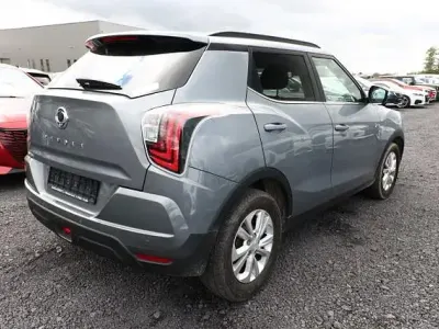 Usata SsangYong Tivoli 163 CV (119 kW) 2019 Grigio SUV