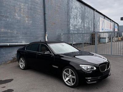 Usata BMW 730 Comfort Edition 258 CV (189 kW) 2012 Nero Berlina