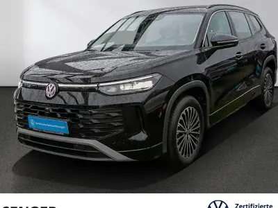 Gebraucht VW Tayron Life 193 PS (141 kW) 2025 Grenadillschwarz metallic SUV