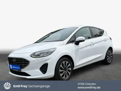 Gebraucht Ford Fiesta Titanium 125 PS (91 kW) 2022 Frozen white Kleinwagen