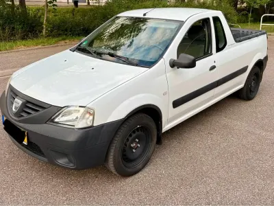 Gebraucht Dacia Pick up 86 PS (63 kW) 2010 Weiß Pickup