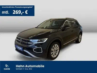 Second-hand VW T-Roc Style 110 CP (80 kW) 2022 Negru SUV