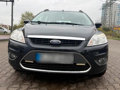 Gebraucht Ford Focus 125 PS (91 kW) 2011 Schwarz Kombi