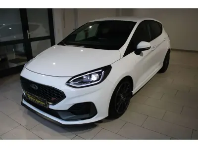 Gebraucht Ford Fiesta ST 200 PS (147 kW) 2023 Frostweiß Kleinwagen
