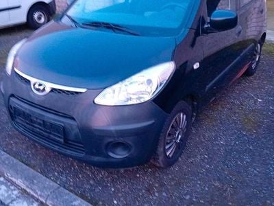 Schwarz Gebraucht 2011 Hyundai i10 Kleinwagen | 1.350 €