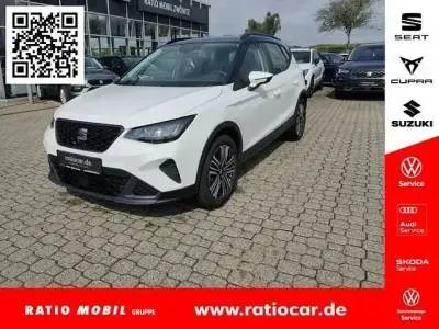 Gebraucht Seat Arona Style 116 PS (85 kW) 2024 Weiss/midnight schwarz SUV