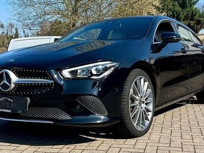 Gebraucht Mercedes CLA180 116 PS (85 kW) 2019 Schwarz Limousine