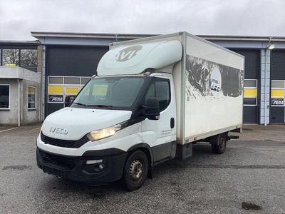 Weiß Gebraucht 2017 Iveco Daily Van / Kleinbus | 9.374 € (Fairer Preis)