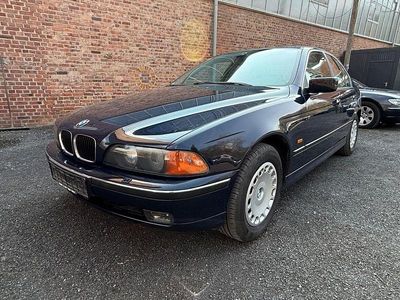 Gebraucht BMW 528 193 PS (141 kW) 1996 Blau Limousine
