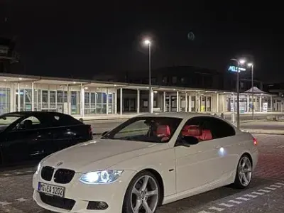 Gebraucht BMW 320 Sport Line 170 PS (125 kW) 2008 Weiß Coupé