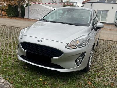 Gebraucht Ford Fiesta Cool & Connect 86 PS (63 kW) 2018 Silber Kleinwagen