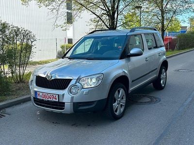 Second-hand Skoda Yeti Elegance 140 CP (102 kW) 2013 Argintiu SUV