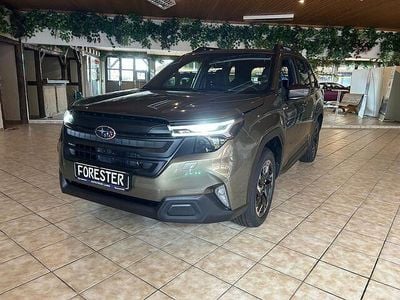 Neu Subaru Forester Exclusive+ 136 PS (100 kW) 2026 Grün SUV