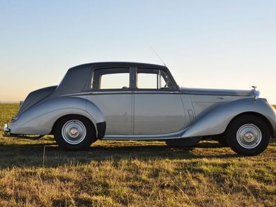 gebraucht Bentley R Type feiert 70.Geburtstag