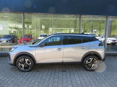 Silber Gebraucht 2024 Peugeot 2008 Allure SUV | 25.190 € (Fairer Preis)