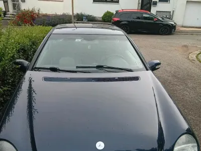 Gebraucht Mercedes C180 143 PS (105 kW) 2004 Blau Coupé
