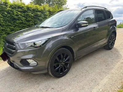 Gebraucht Ford Kuga ST-Line 150 PS (110 kW) 2018 Grau SUV