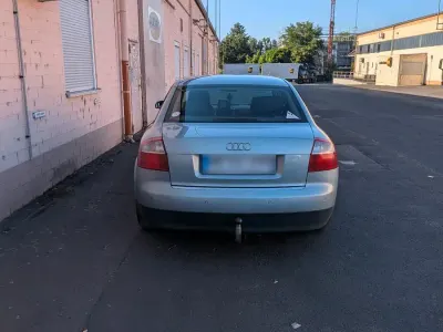 Gebraucht Audi A4 131 PS (96 kW) 2002 Blau Limousine
