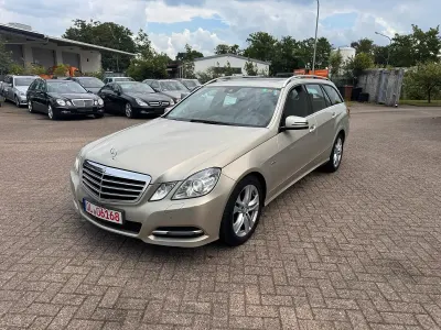 Gebraucht Mercedes E350 231 PS (169 kW) 2010 Gold Kombi