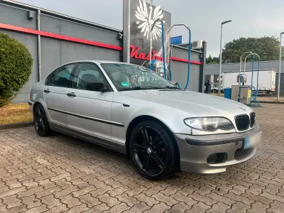 Gebraucht BMW 318 116 PS (85 kW) 2003 Grün Limousine