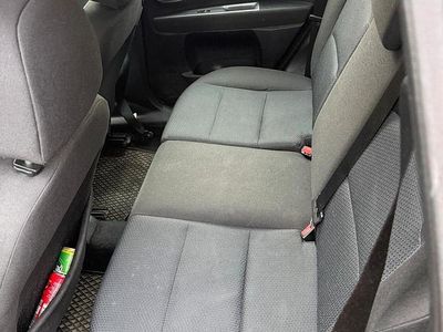 Braun Gebraucht 2006 Mazda 2 Kleinwagen | 1.699 €